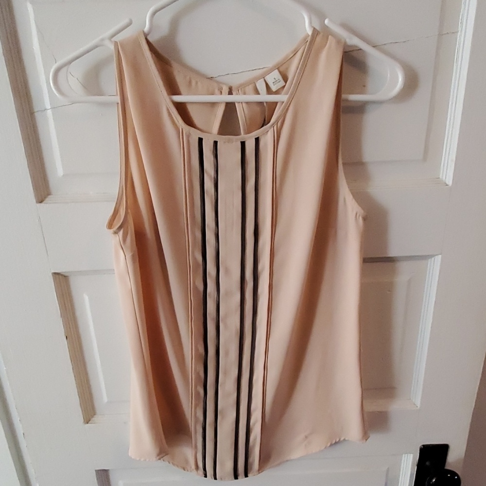 Peach colored top